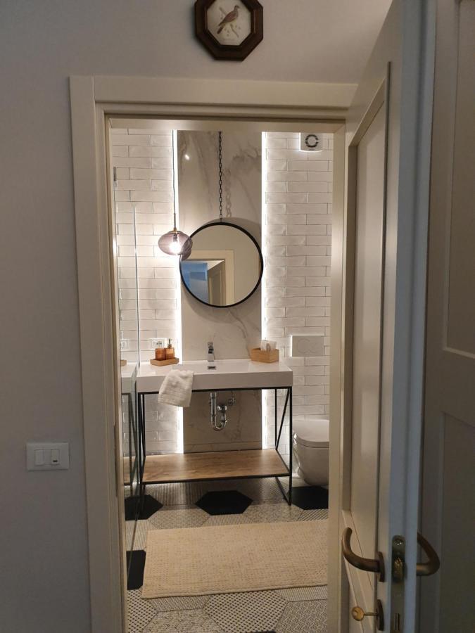 The Mirror Guesthouse - Terme 메라노 외부 사진